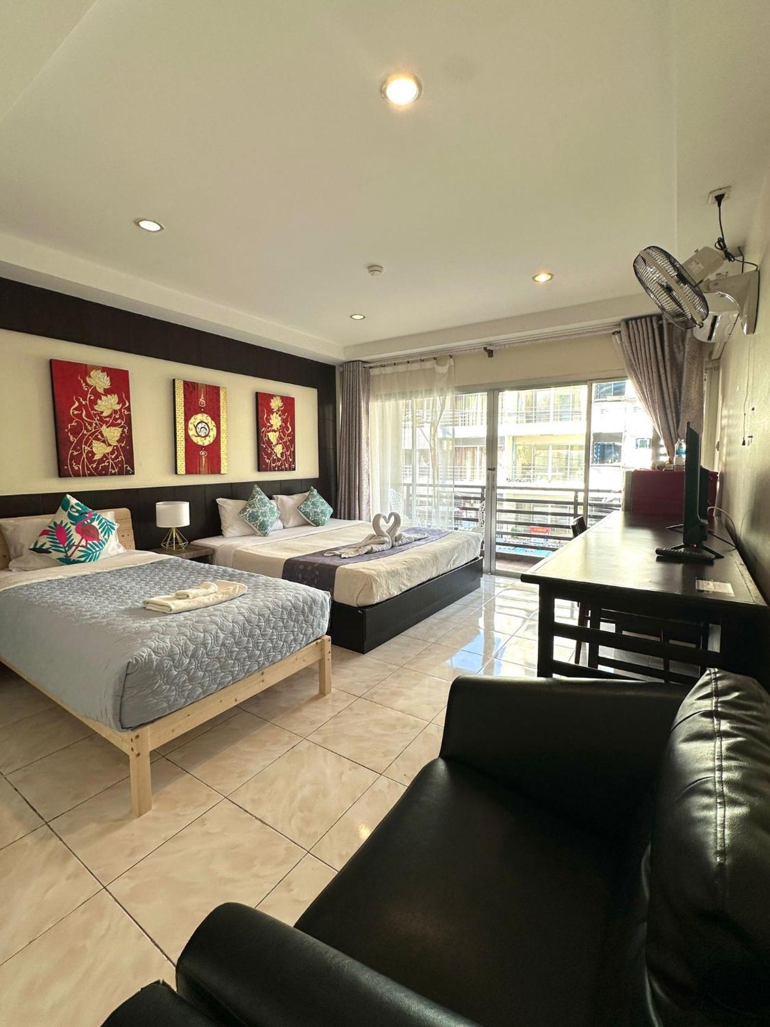 Thai Classic House Patong Esterno foto
