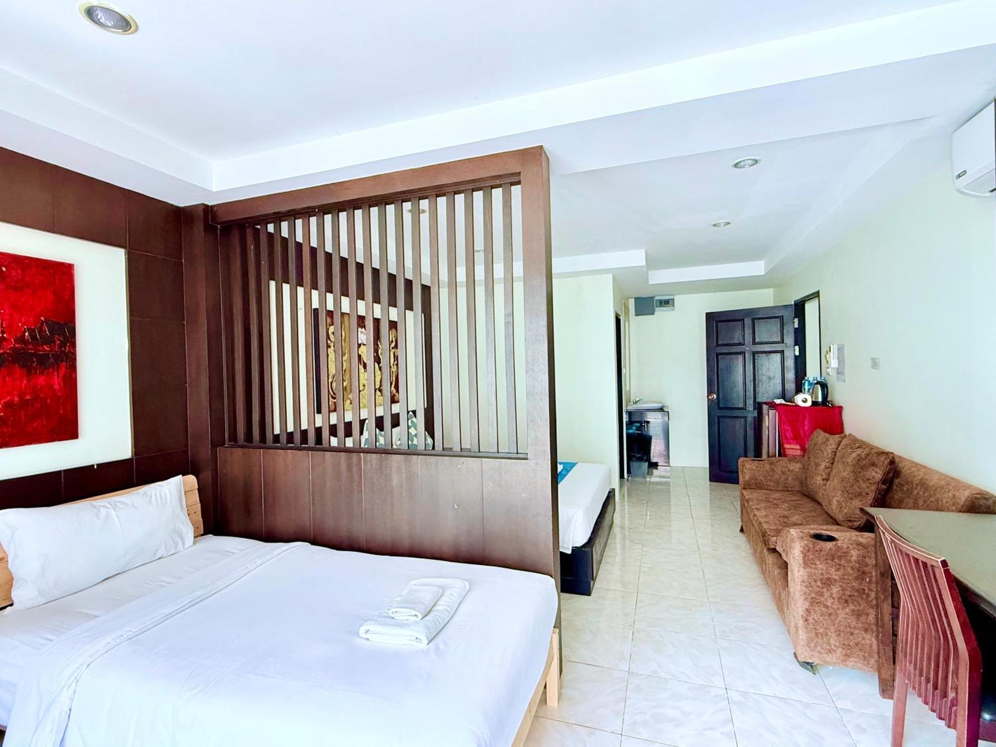 Thai Classic House Patong Esterno foto