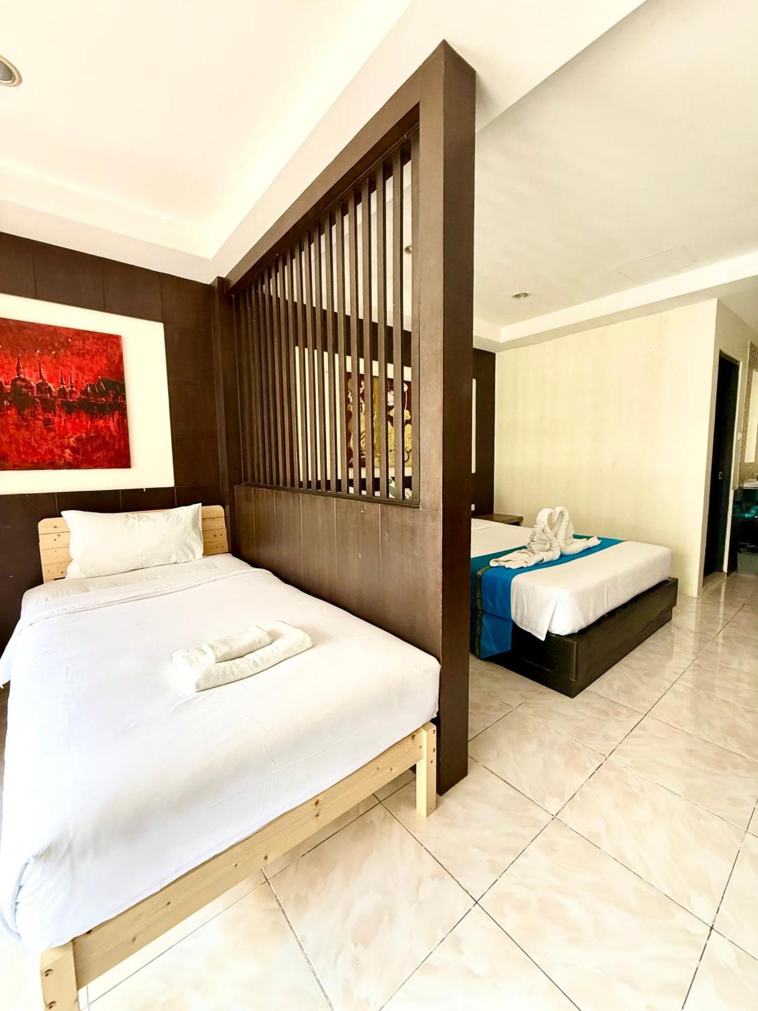 Thai Classic House Patong Esterno foto
